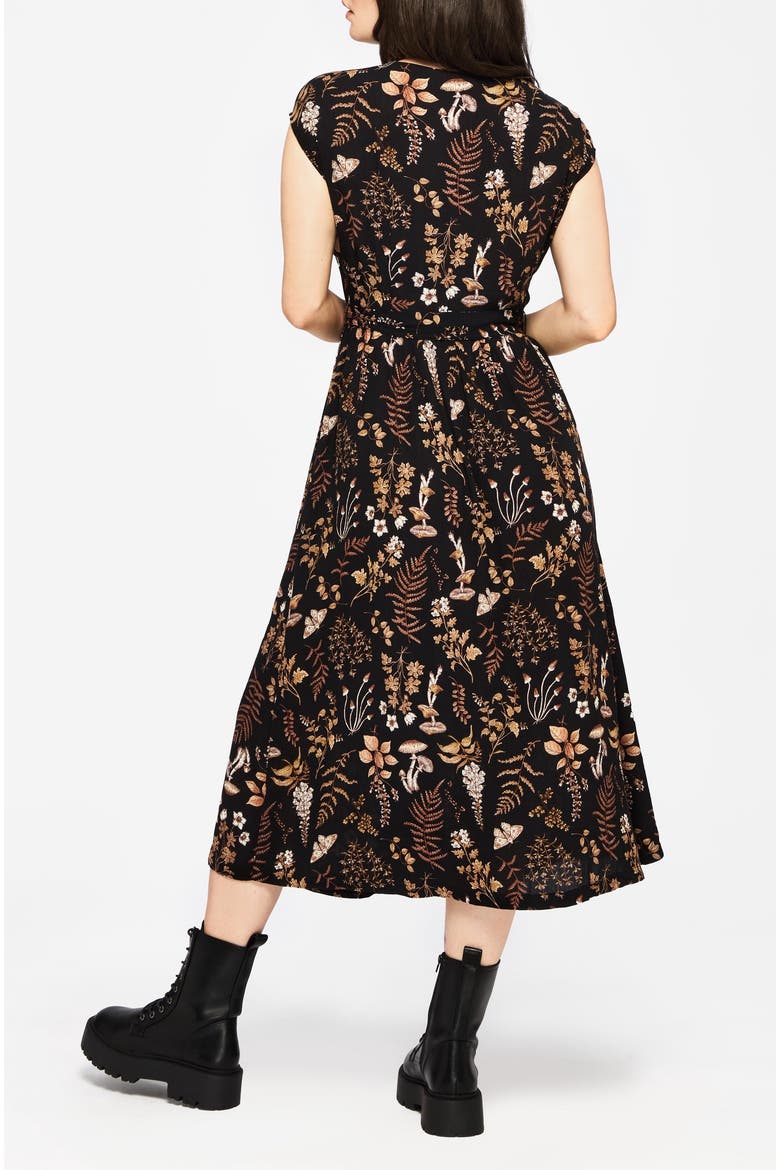 Luthien Crinkle Printed  Midi Dress, Alternate, color, Brown