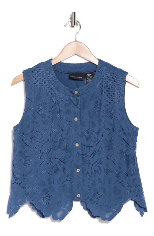 FORGOTTEN GRACE FORGOTTEN GRACE FLORAL LACE BUTTON-UP TOP