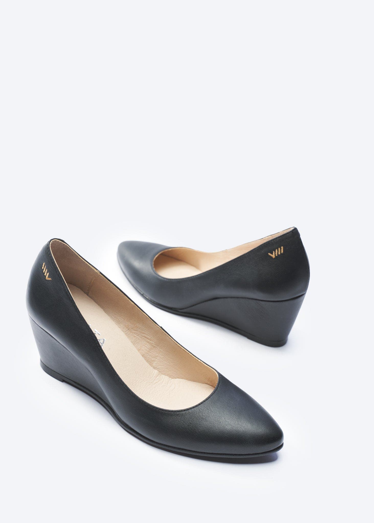 VISCATA Verona Leather Wedges, Alternate, color, Black