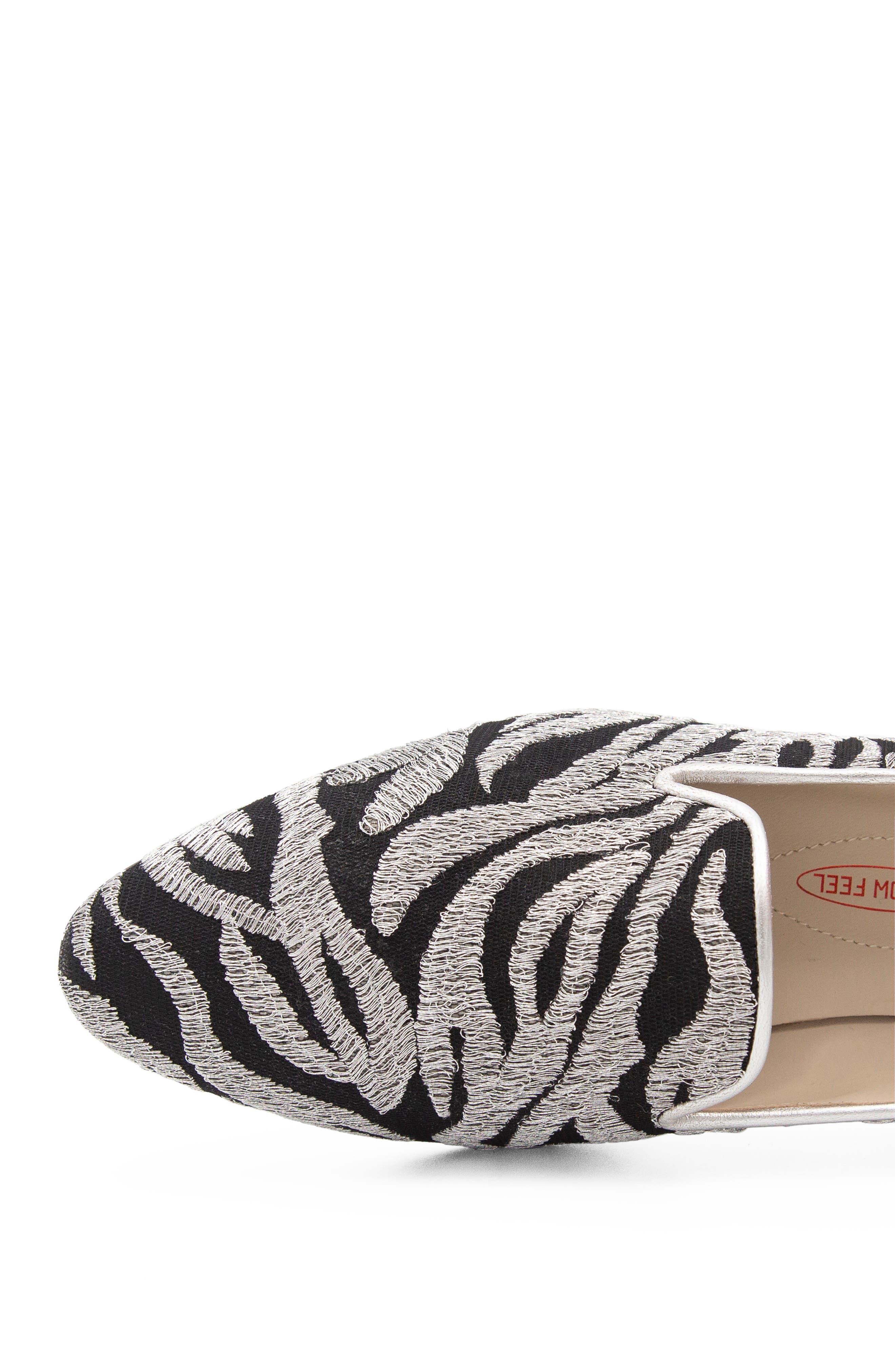 Amalfi by Rangoni Alessandra Embroidered Pump, Alternate, color, 