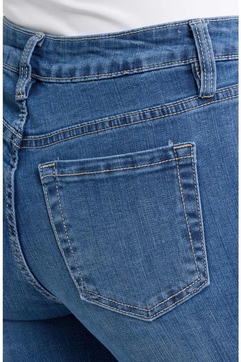 Gigi High Waist Flare Jeans, Alternate, color, M11 - MEDIUM WASH