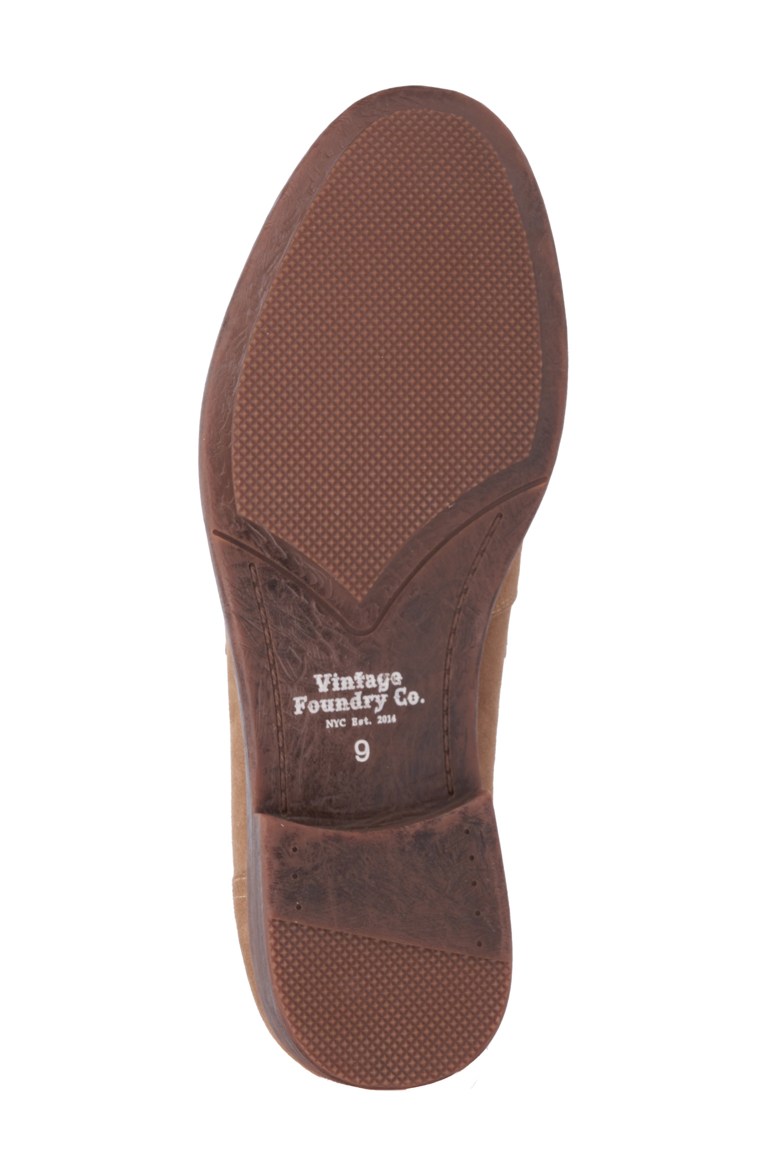 VINTAGE FOUNDRY Harry Apron Toe Penny Loafer, Alternate, color, Taupe