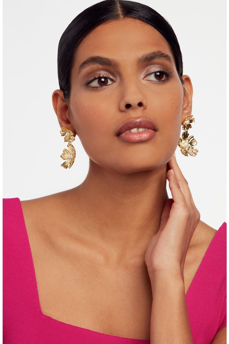 Petaria Imitation Pearl Flower Statement Drop Earrings, Alternate, color, GOLD TONE PEARL