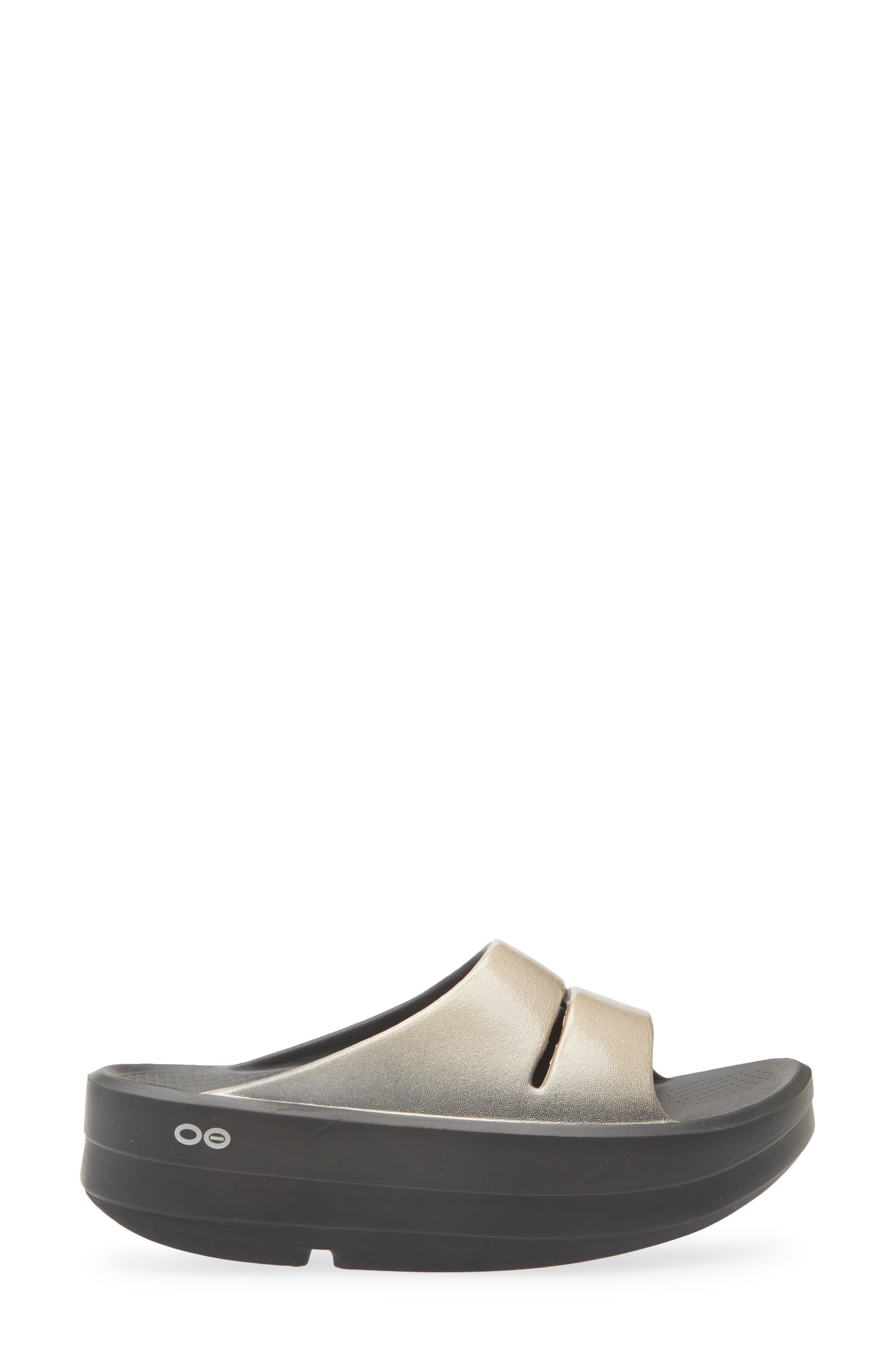 Oofos OOmega OOahh Slide Sandal, Alternate, color, Black/ Latte