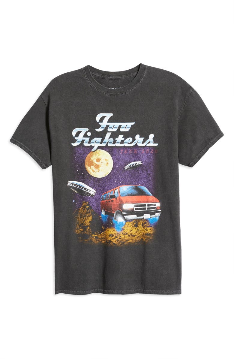 Merch Traffic Live Nation Graphic Tees Foo Fighters Moonlight Tee, Alternate, color,