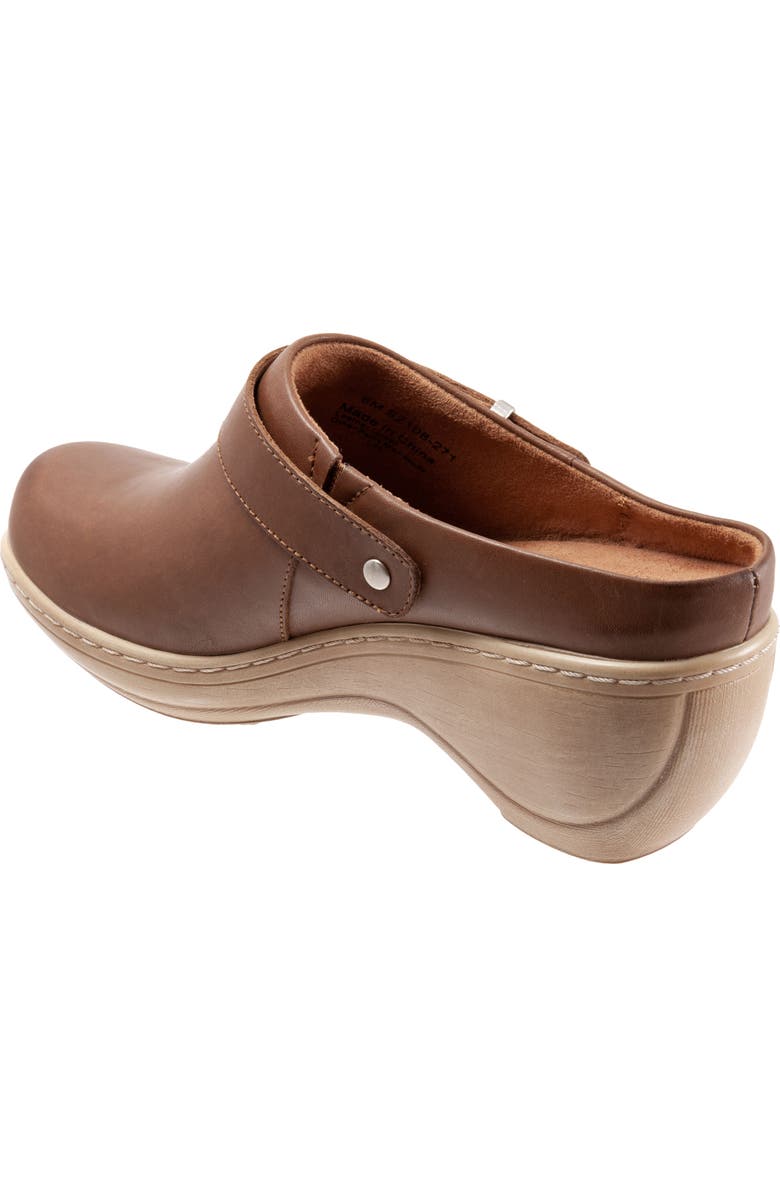 SoftWalk<sup>®</sup> Marquette Clog, Alternate, color, Saddle Leather