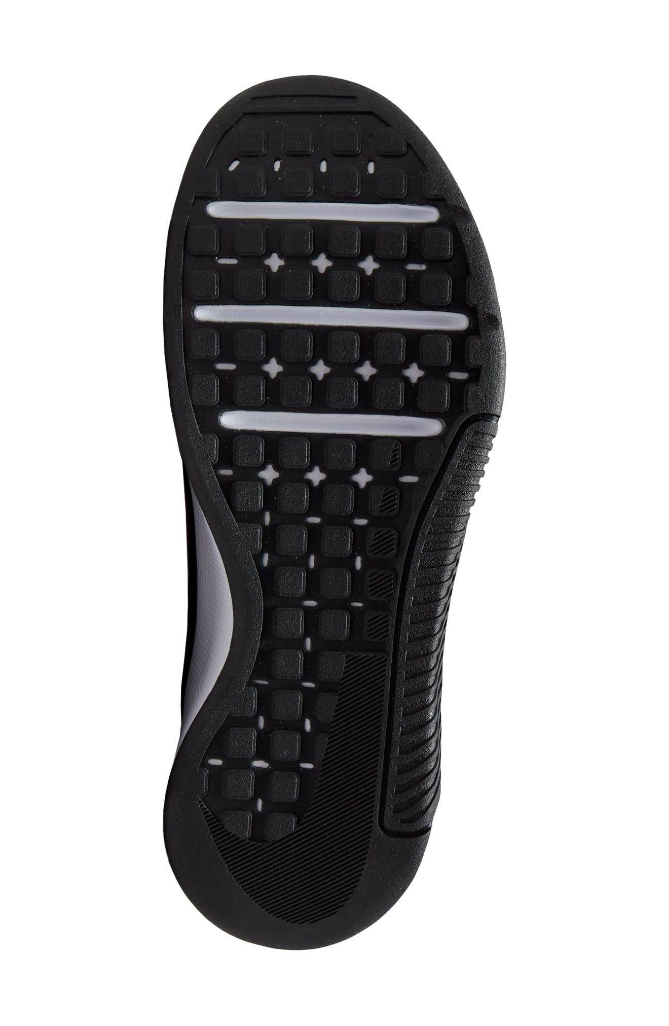 Nike MC Trainer 3 Training Shoe, Alternate, color, 005 Black/Plypnk