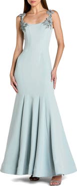 Mac Duggal Beaded Crepe Sleeveless Scoop Neck Mermaid Gown