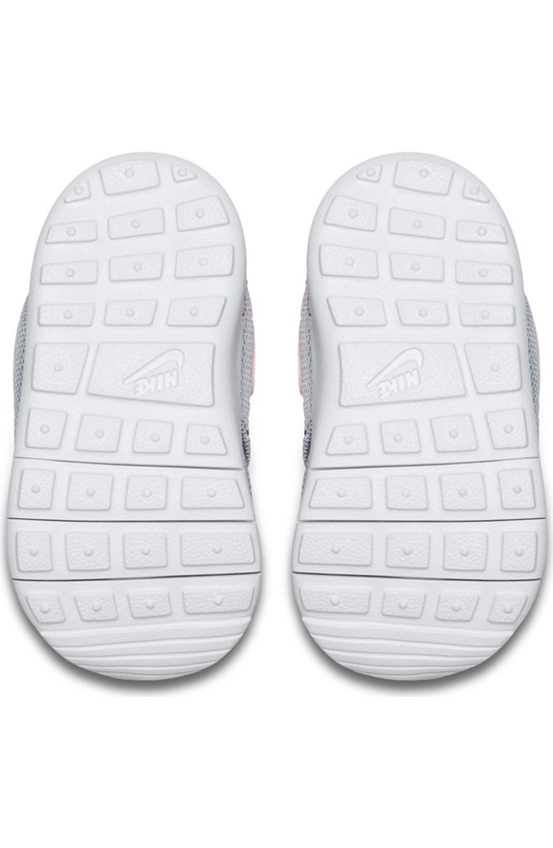 Nike Roshe Run Sneaker, Alternate, color,