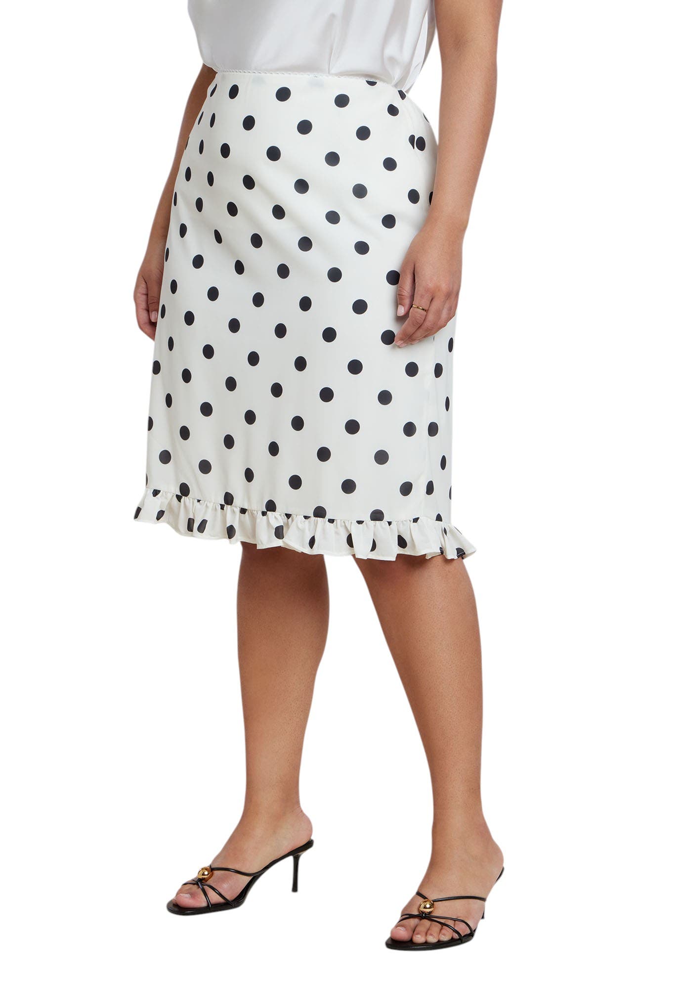 selected CREAM AND BLACK DOT
