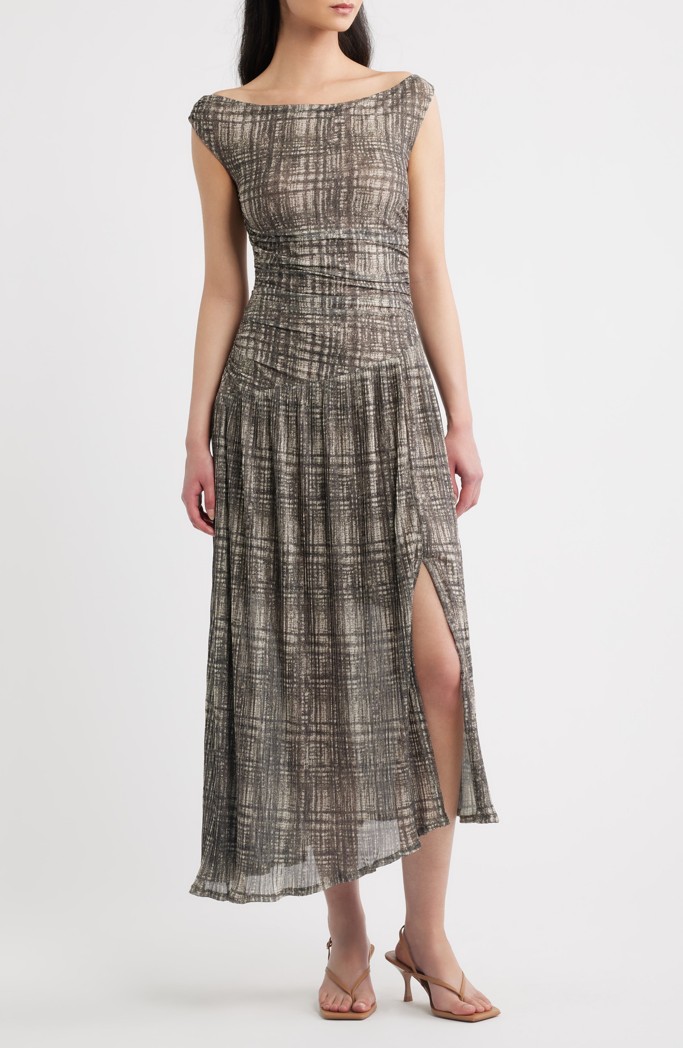 selected BROWN PLAID