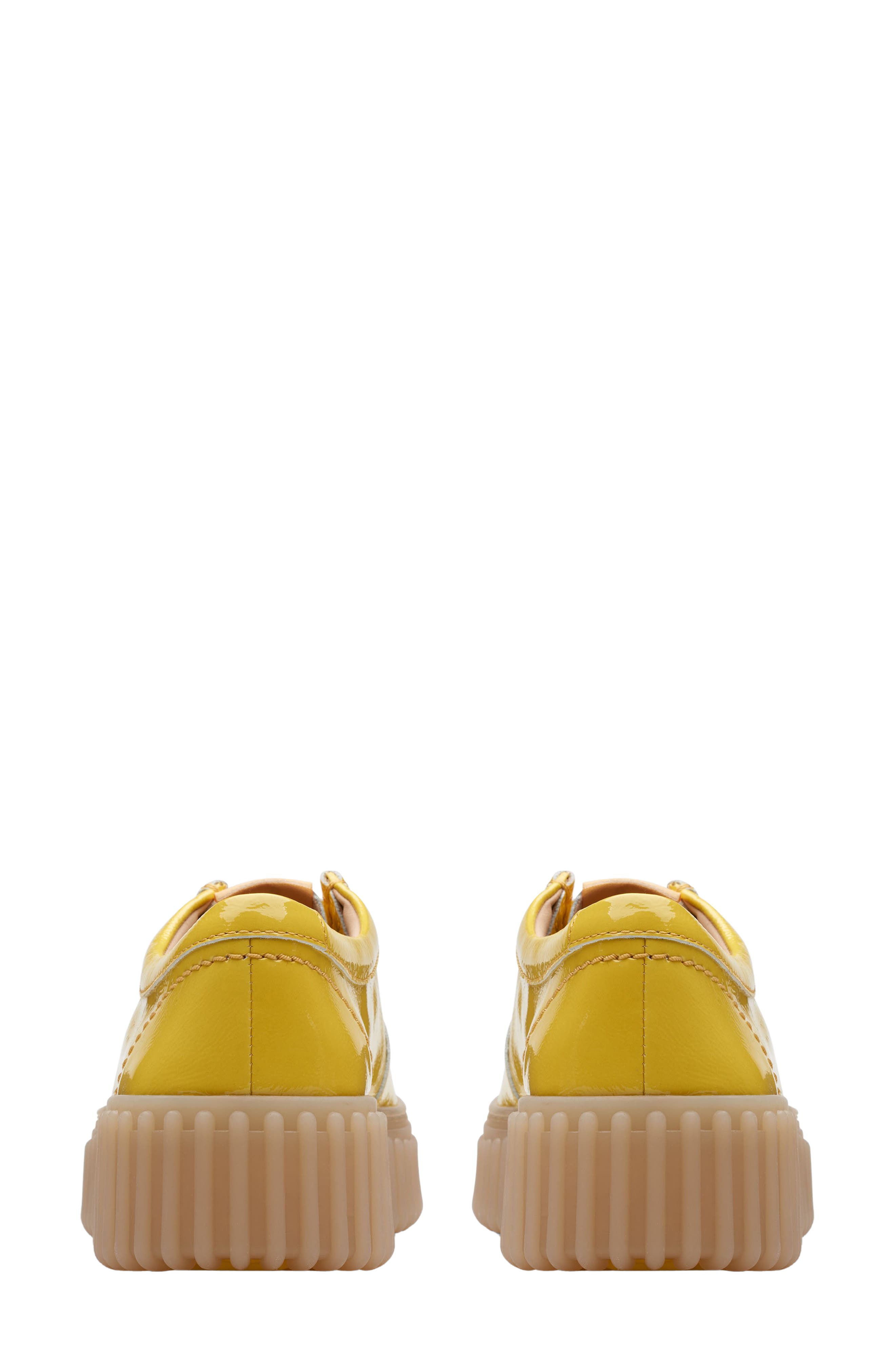 Clarks<sup>®</sup> Torhill Bee Chukka Sneaker, Alternate, color, 