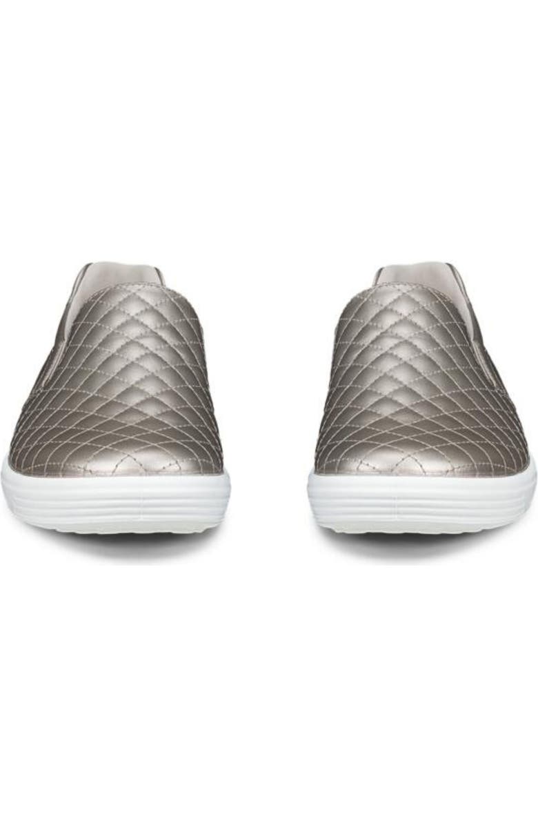 ECCO Soft 7 Slip-On Quilted Sneaker, Alternate, color, Pure Cashmere Foil