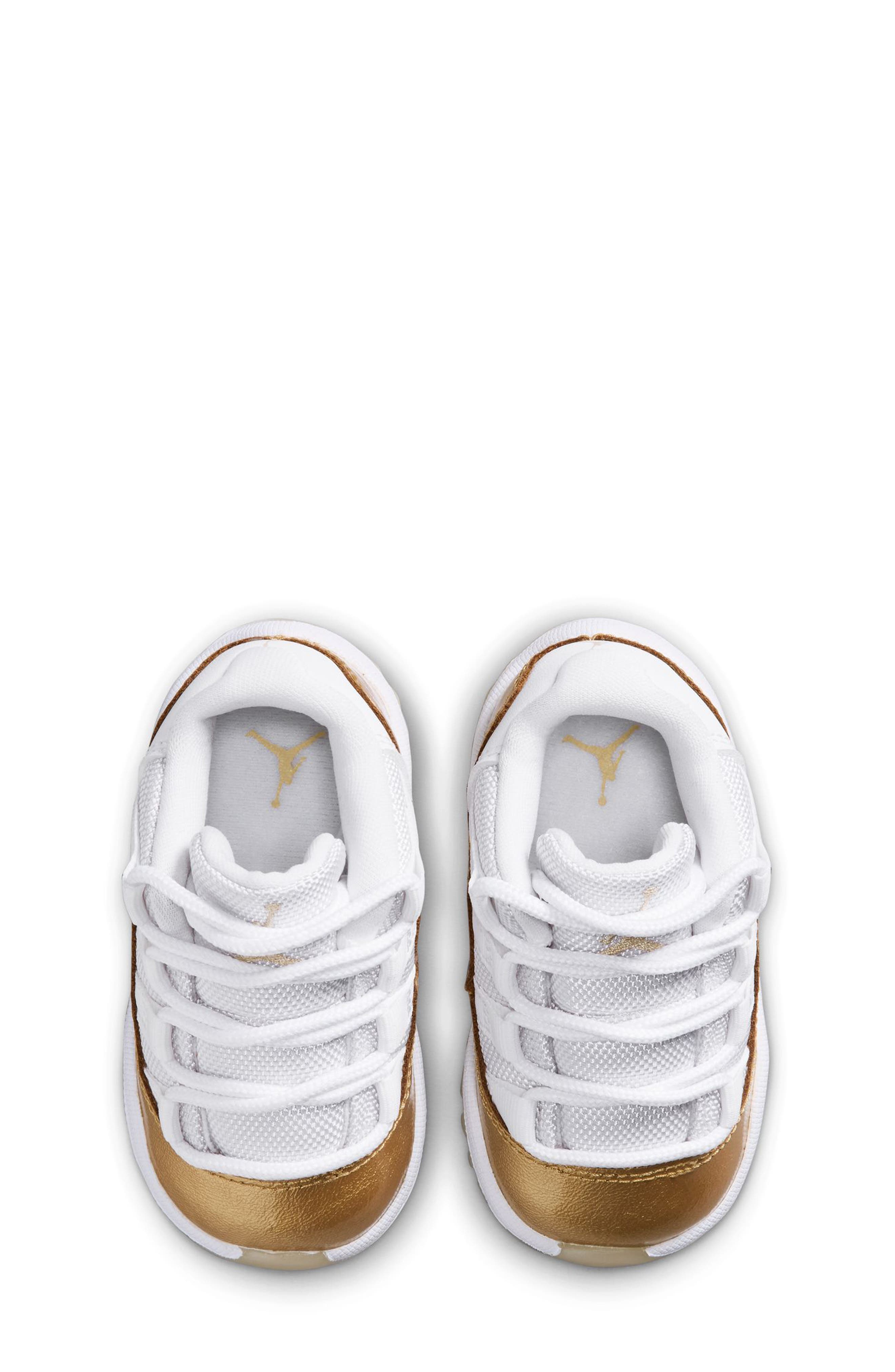 Jordan Kids' Air Jordan 11 Retro Low Basketball Sneaker, Alternate, color, 