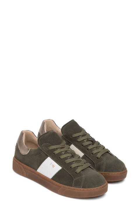 Retro Low Top Leather Sneaker