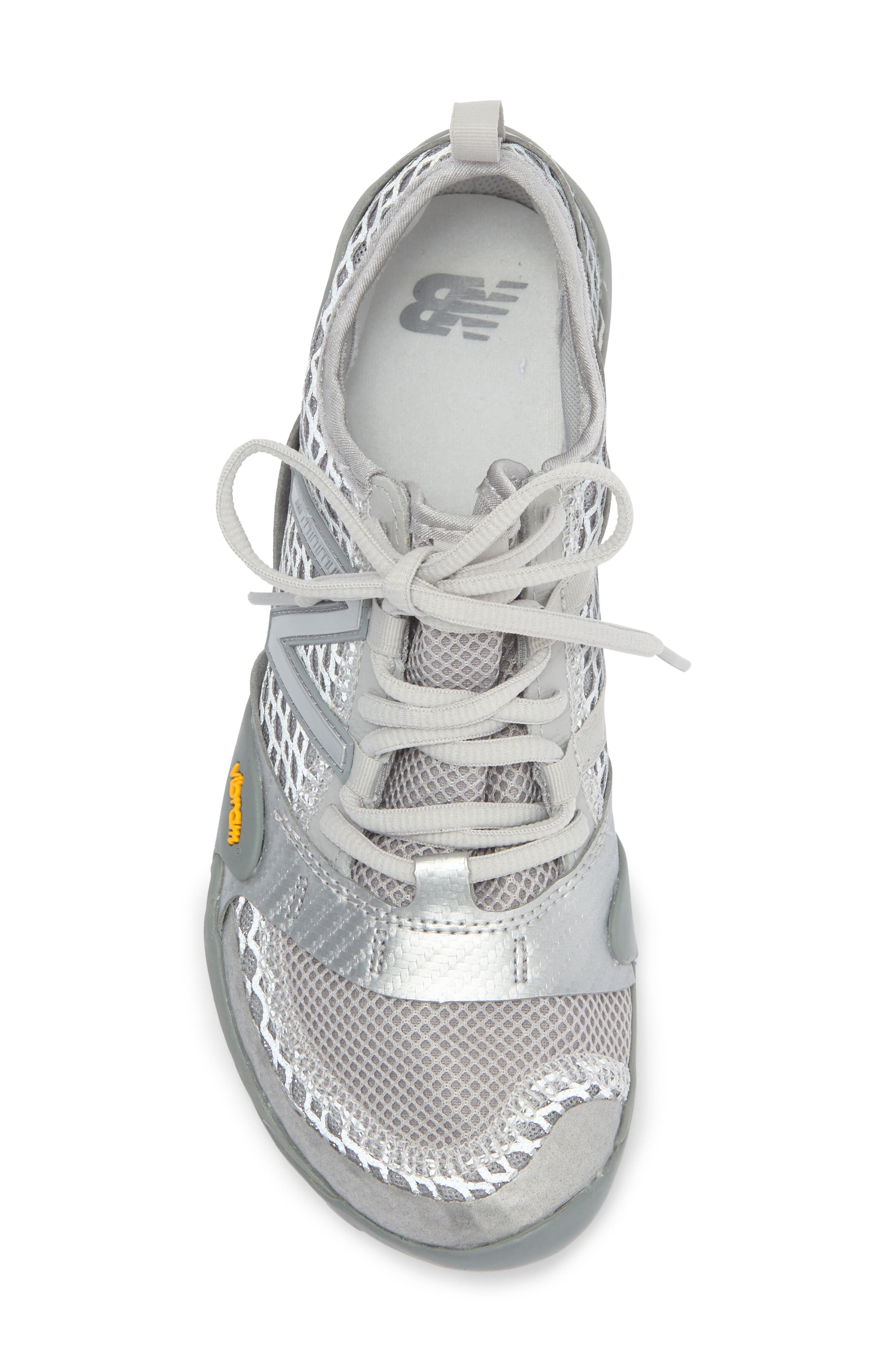 New Balance MT10 Trail Running Shoe, Alternate, color, 