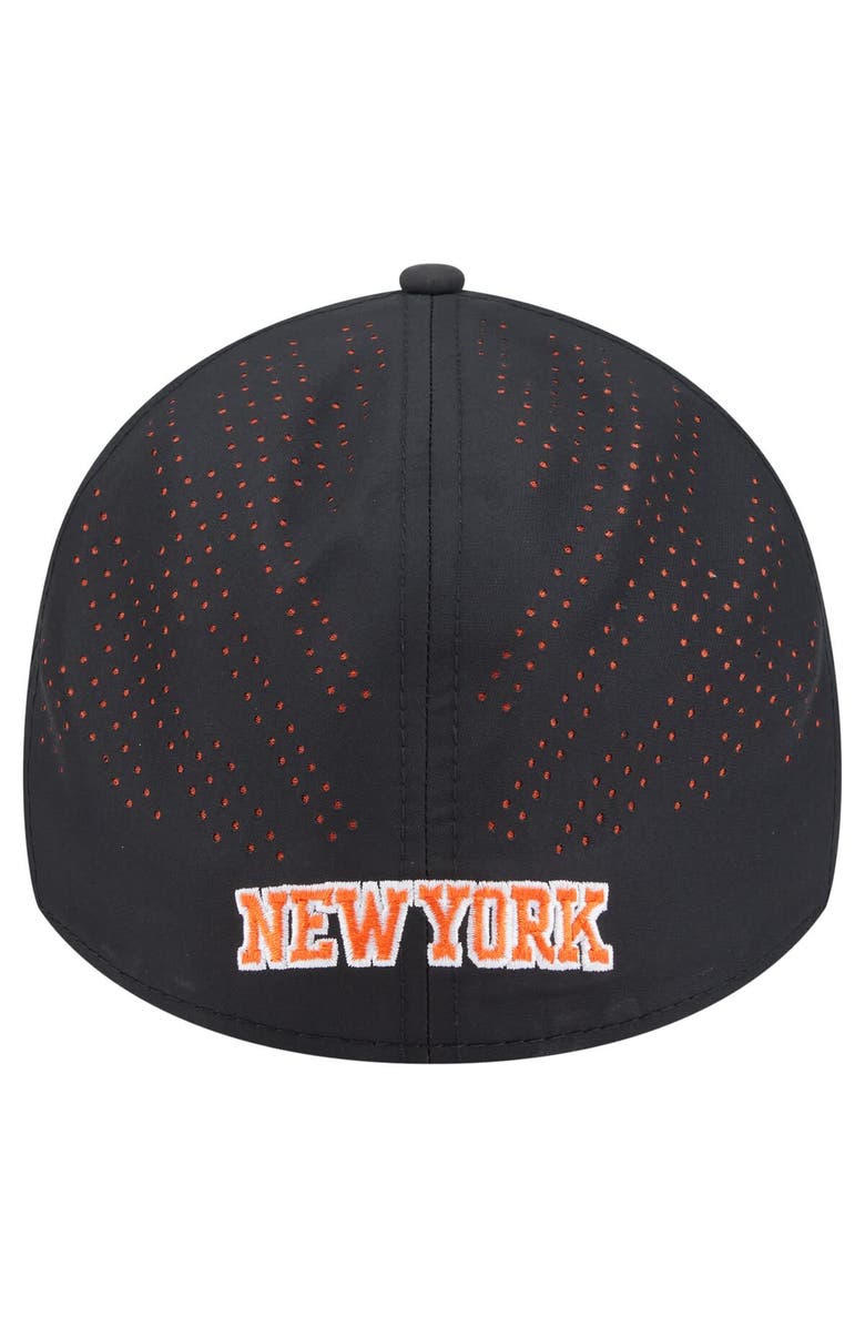 New Era Men's New Era Black New York Knicks Night 39THIRTY Flex Hat, Alternate, color,