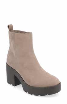 Journee Collection Cassidy Bootie