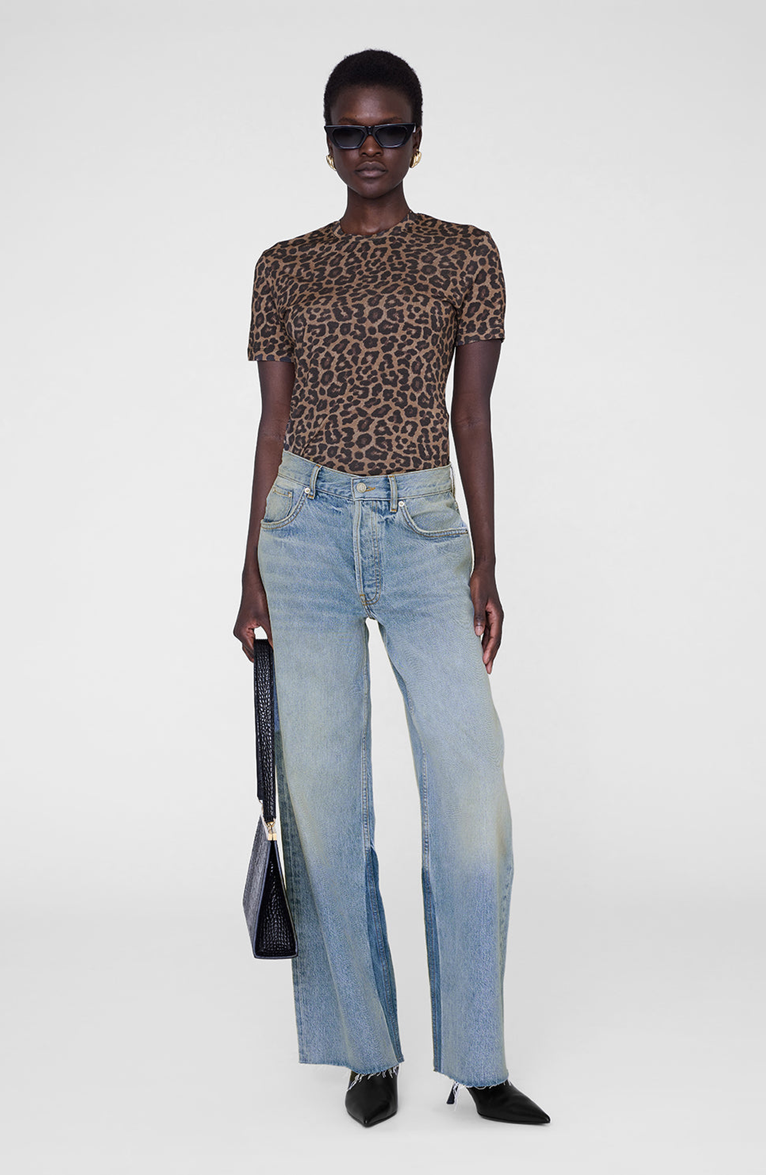 selected Black / Brown Leopard