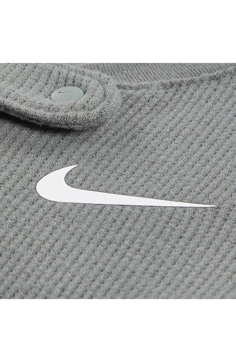 Nike Thermal Footed Layette, Alternate, color, Mica Green