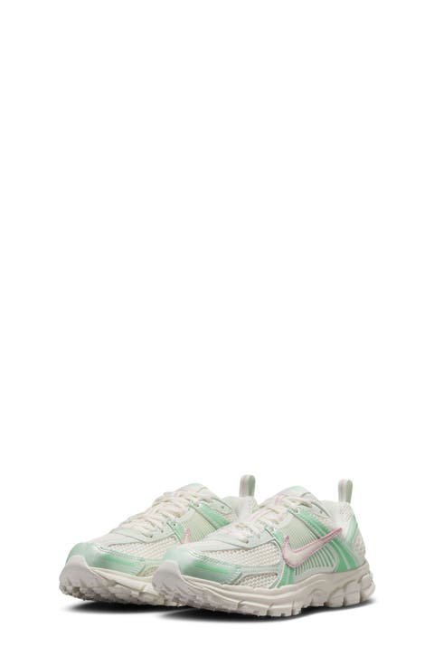 Kids' Vomero 5 Sneaker