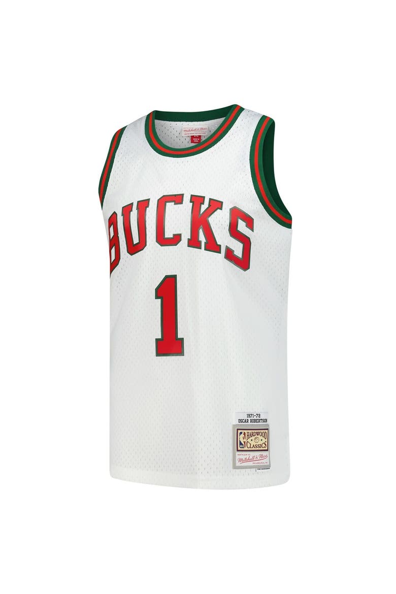 Men's Mitchell & Ness Oscar Robertson White Milwaukee Bucks Hardwood Classics Swingman Jersey, Alternate, color, White