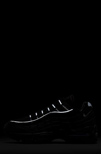 'Air Max 95 Running Shoe