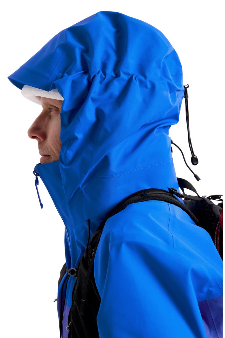 Beta AR Gore-Tex® PRO ePE Waterproof Hooded Jacket, Alternate, color, FLUIDITY/ VITALITY