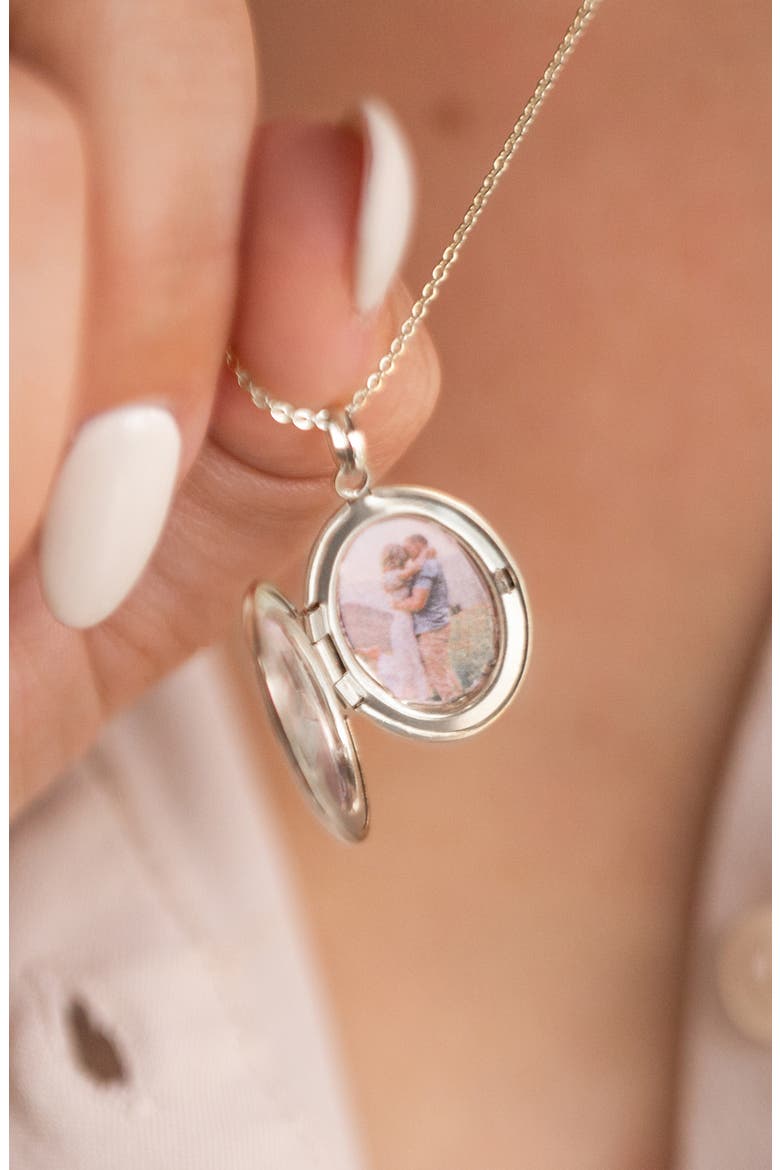 Oval Locket Pendant Necklace, Alternate, color, SILVER