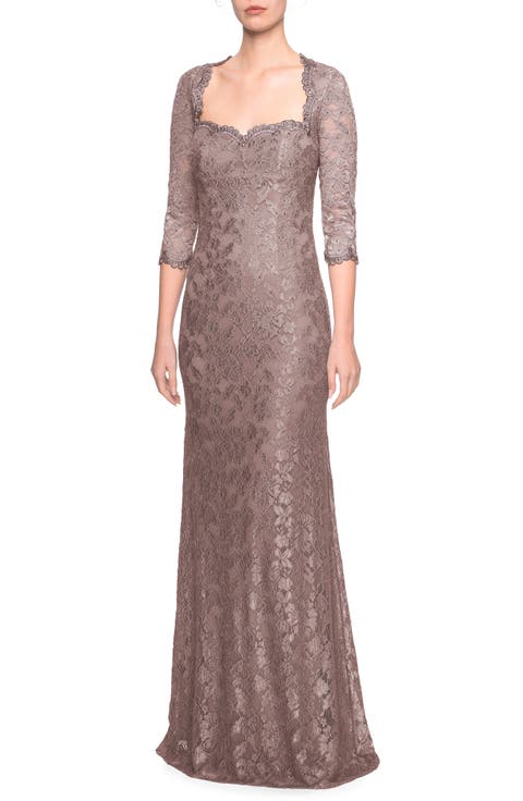 Long Lace Gown with Sweetheart Neckline