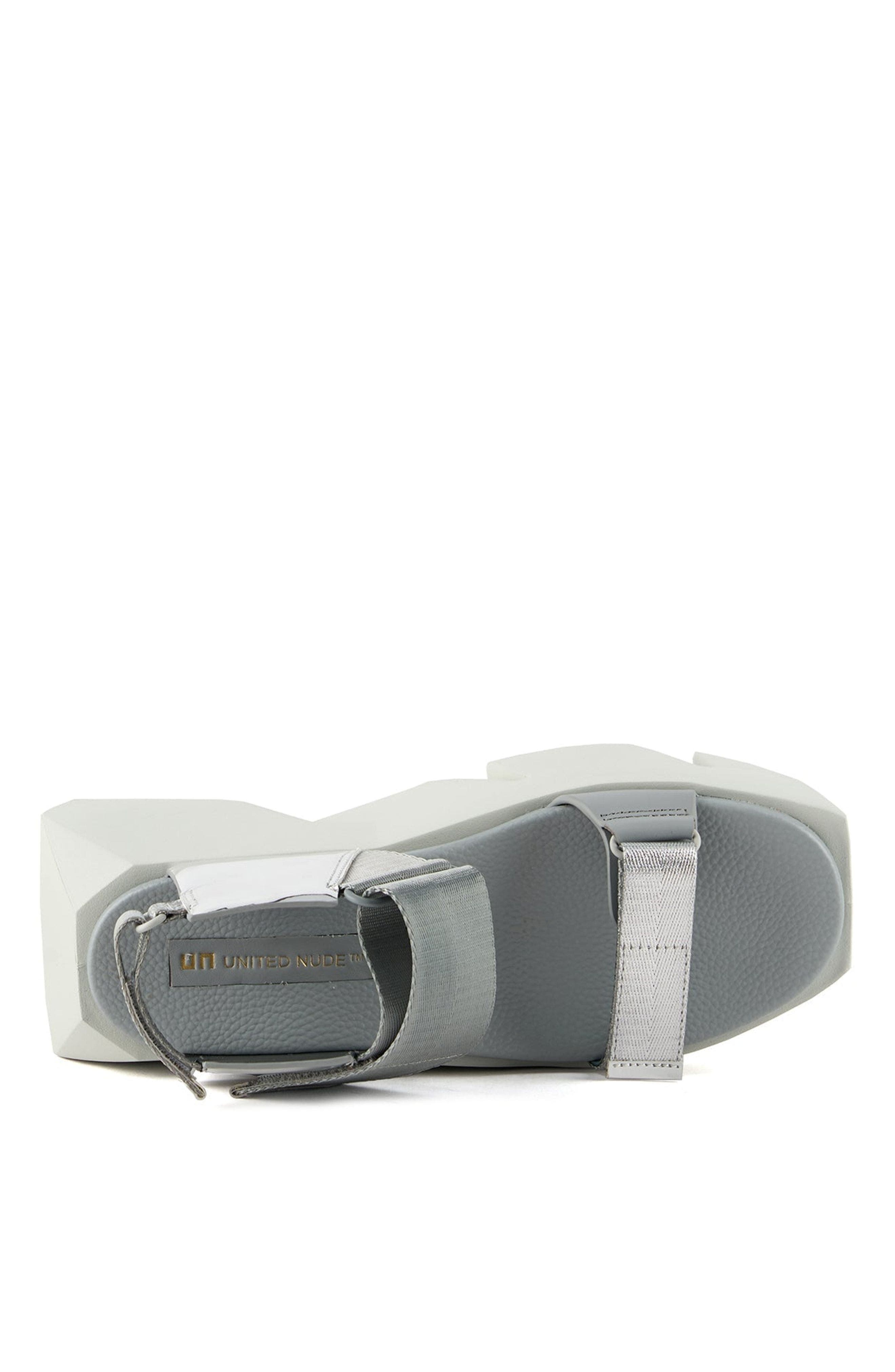 United Nude Bull Run, Alternate, color, Irony