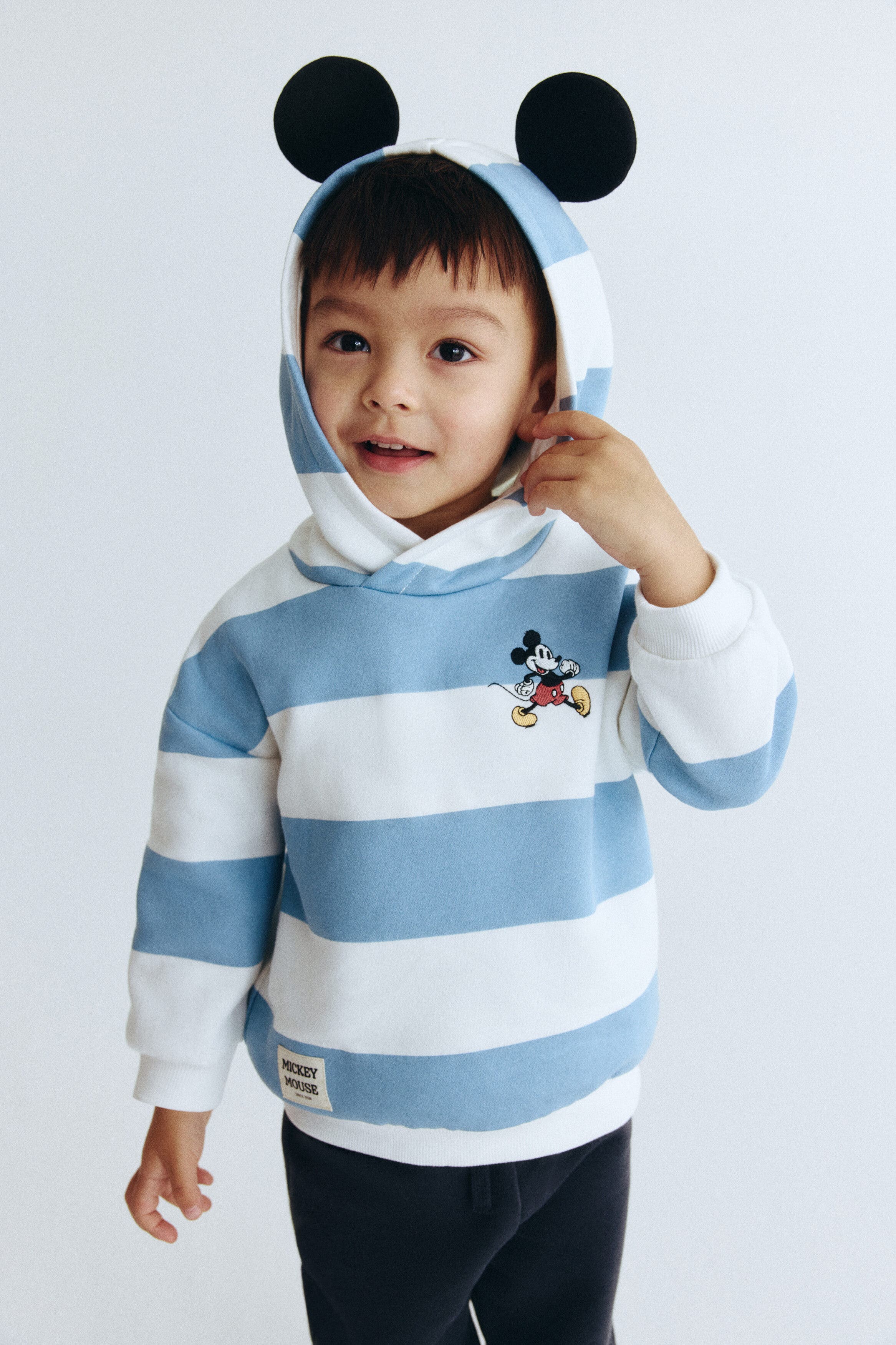 selected Light blue/Mickey Mouse