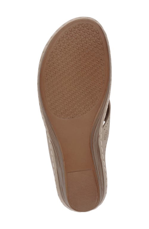 Gc Shoes Willa Flower Wedge Sandal In Gold