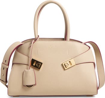 【送料&関税込】Ferragamo Hug Mini Stone Bag Beige FERRAGAMO Small Hug Leather Top Handle Bag | Nordstrom