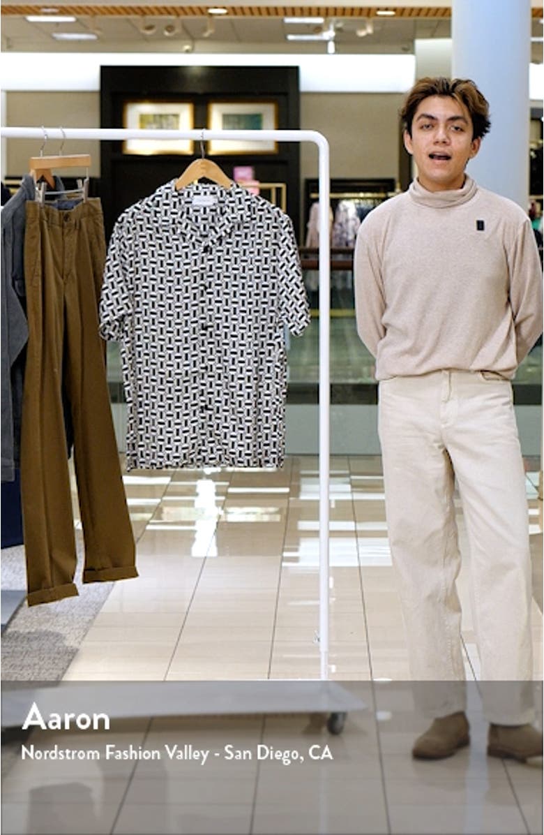 Geometric Print Short Sleeve Satin Camp Shirt, sales video thumbnail