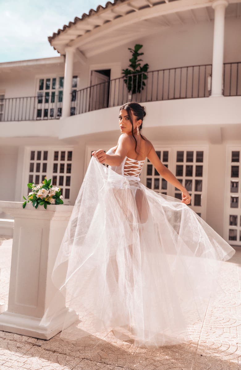 Mapale Underwire Corset, Thong & Garter Ties Set, Alternate, color, White