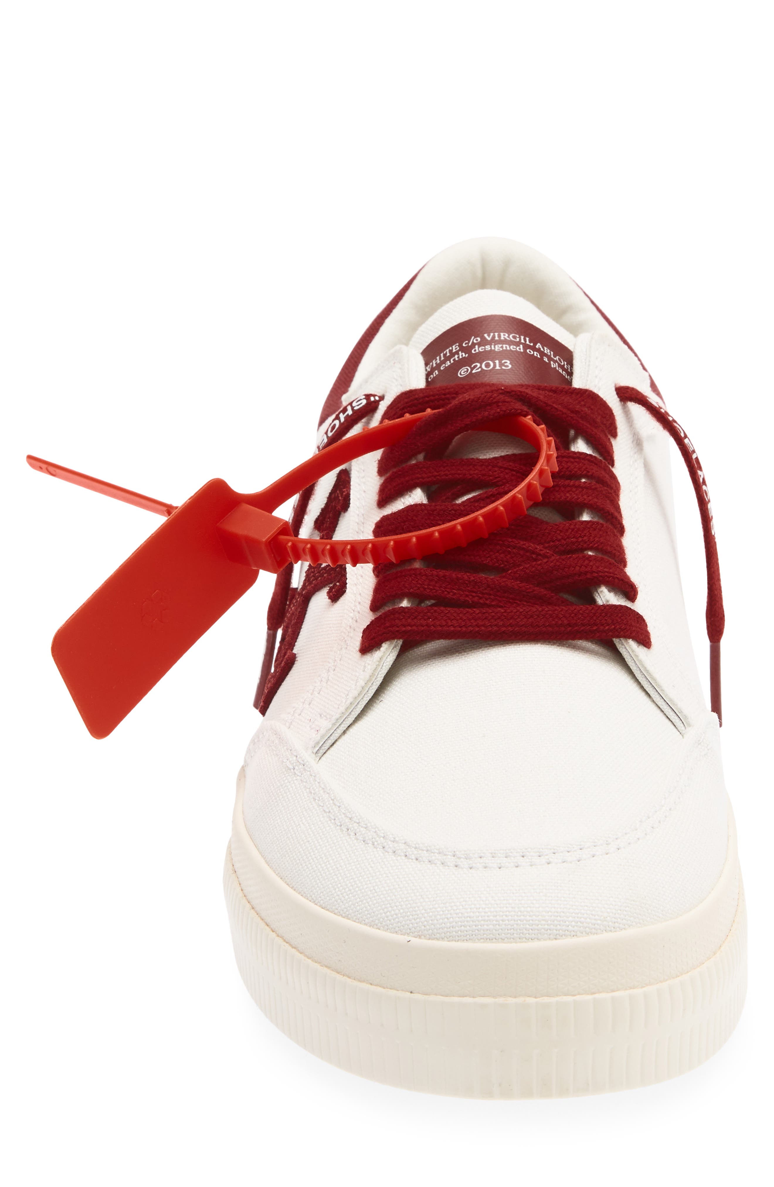 Vulc Low Sneaker, Alternate, color, WHITE/ BURGUNDY