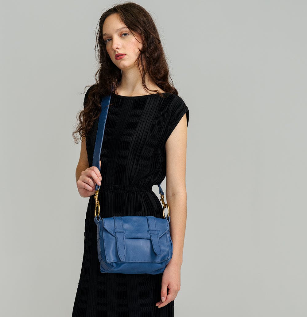 Barton Crossbody, Alternate, color, Nebulous Blue