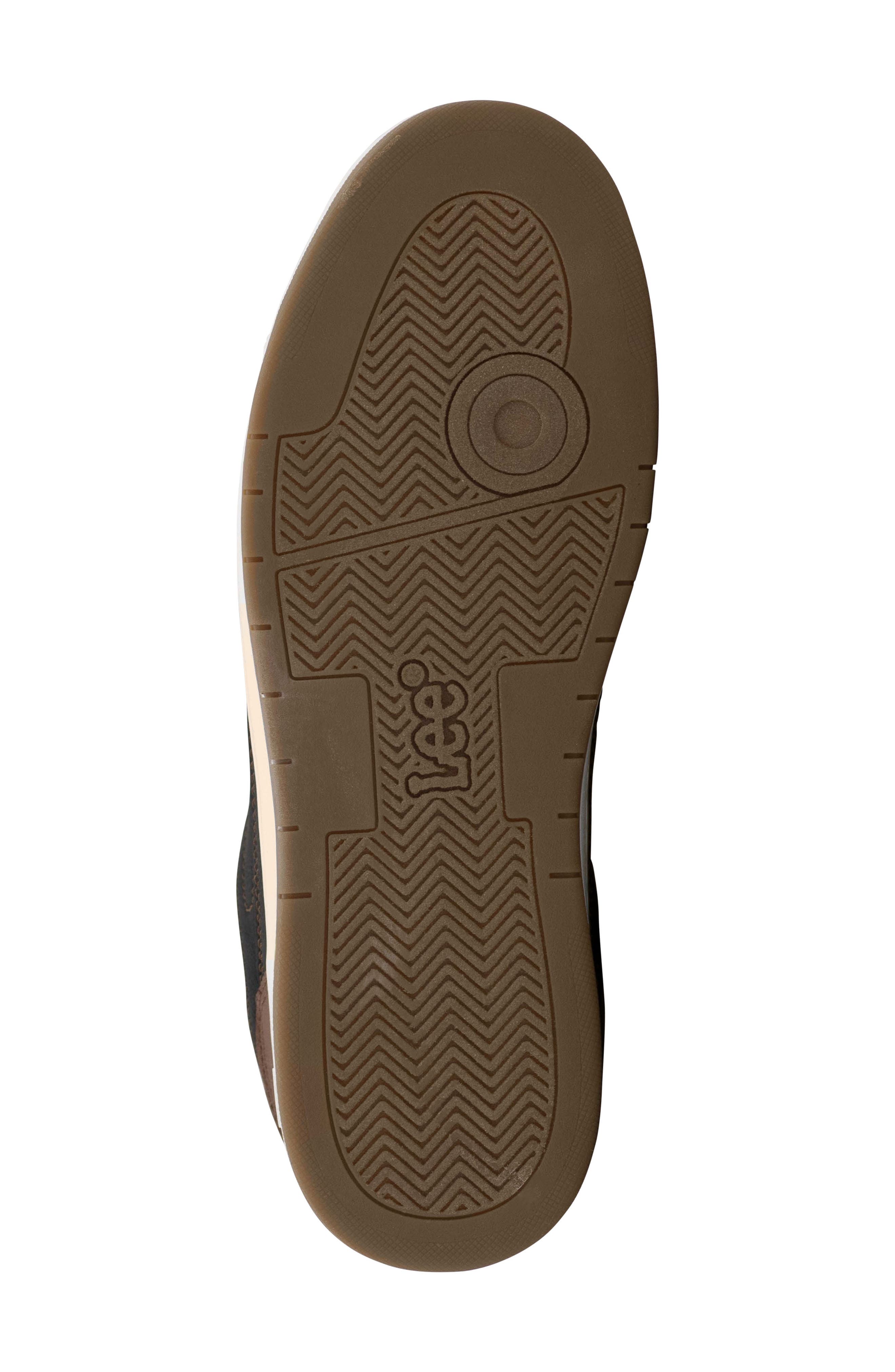 Daybreaker Low Top Sneaker, Alternate, color, BLACK/ BRITISH TAN