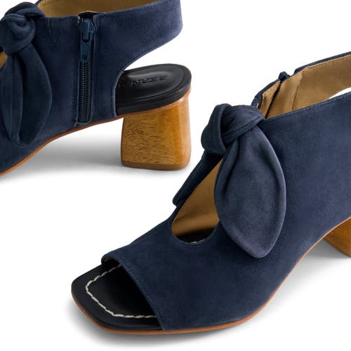 BERNARDO FOOTWEAR BERNARDO FOOTWEAR LIZZIE SANDAL