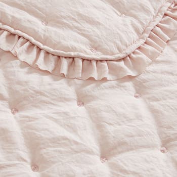Hailee Quilt & Sham Set