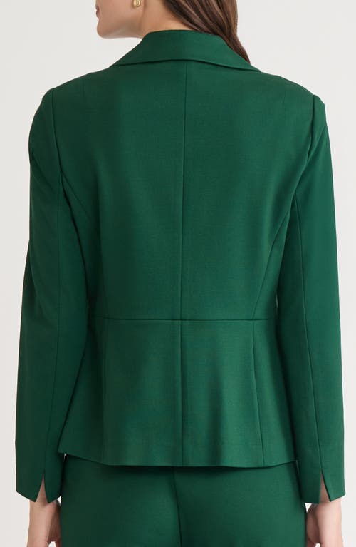 Kasper Notch Waist Seam Jacket In Green