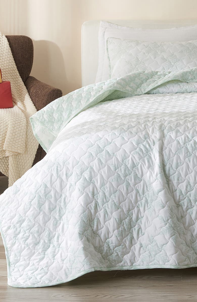 Woven & Weft Winter Snowman Quilt & Sham Set, Alternate, color, Large Snowflake