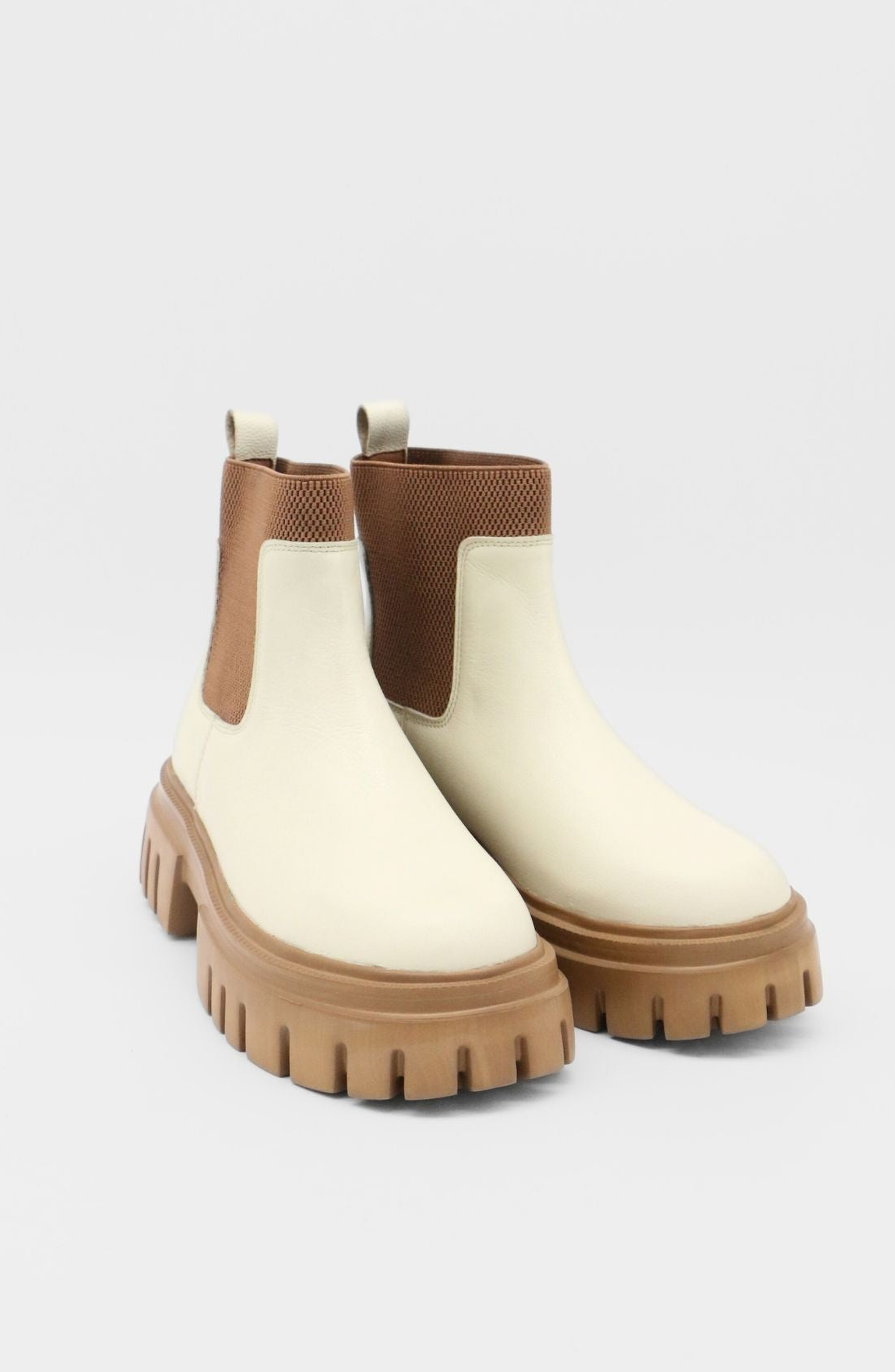 Agora Platform Chelsea Boots, Alternate, color, Off White