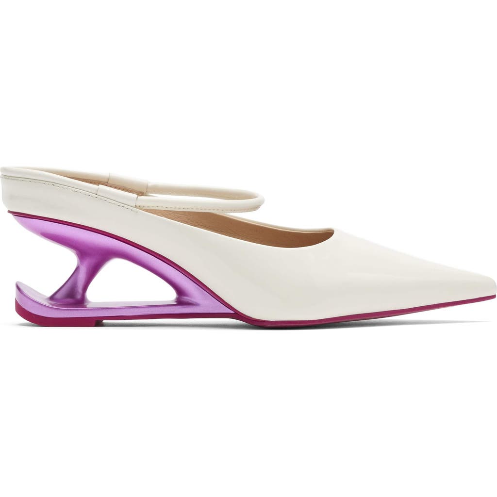 MARC NOLAN MARC NOLAN SOPHIA LEATHER STRAP PUMPS