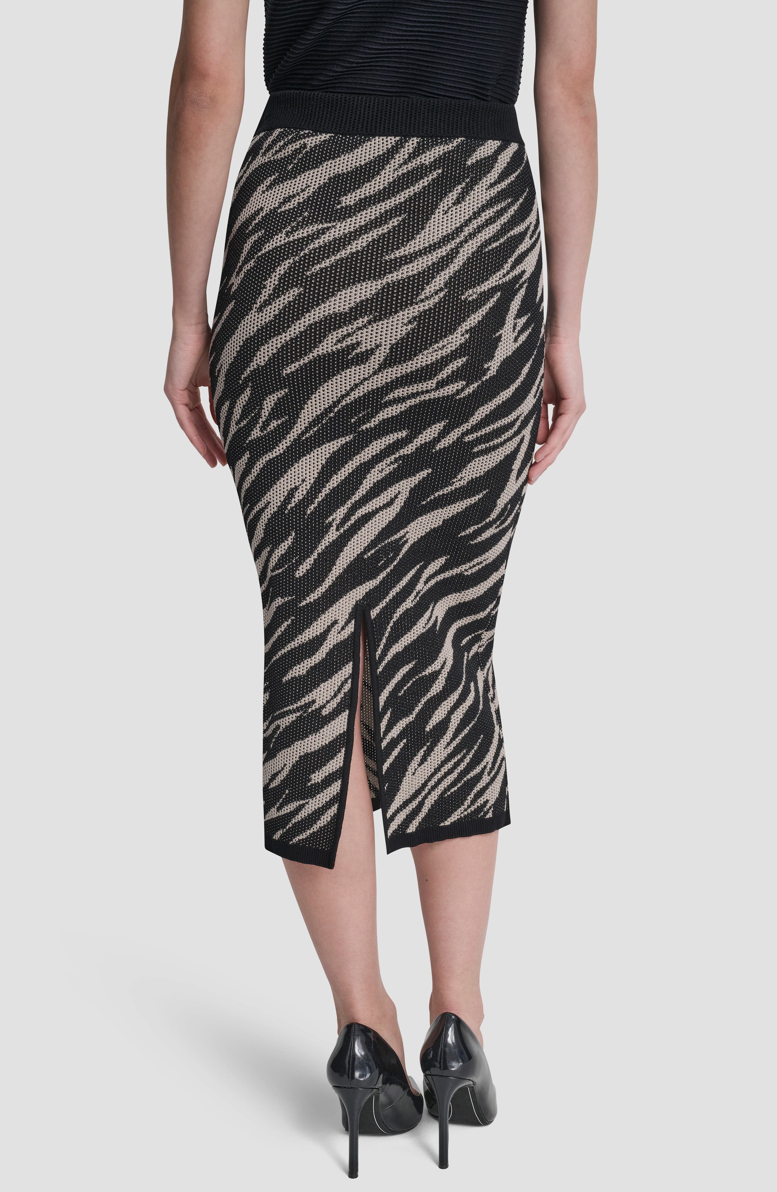 Zebra Jacquard Stitch Pencil Skirt - image 2