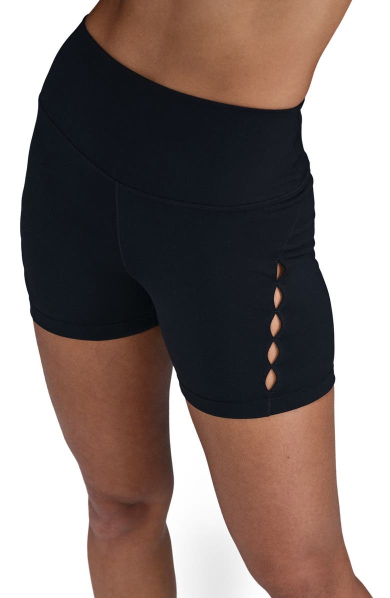 Nike Dri-FIT One High-Waist 5-Inch Biker Shorts, Alternate, color,