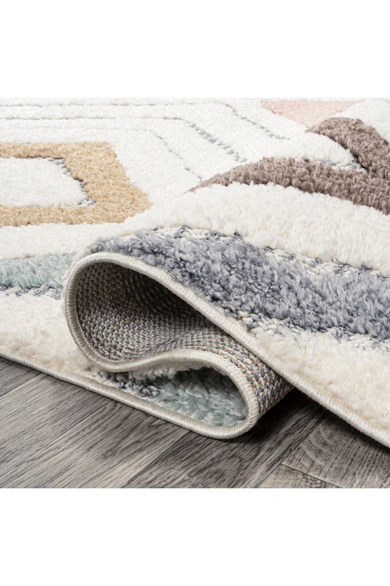 Amira Diamond  High-Low Area Rug, Alternate, color, Multi/Cream