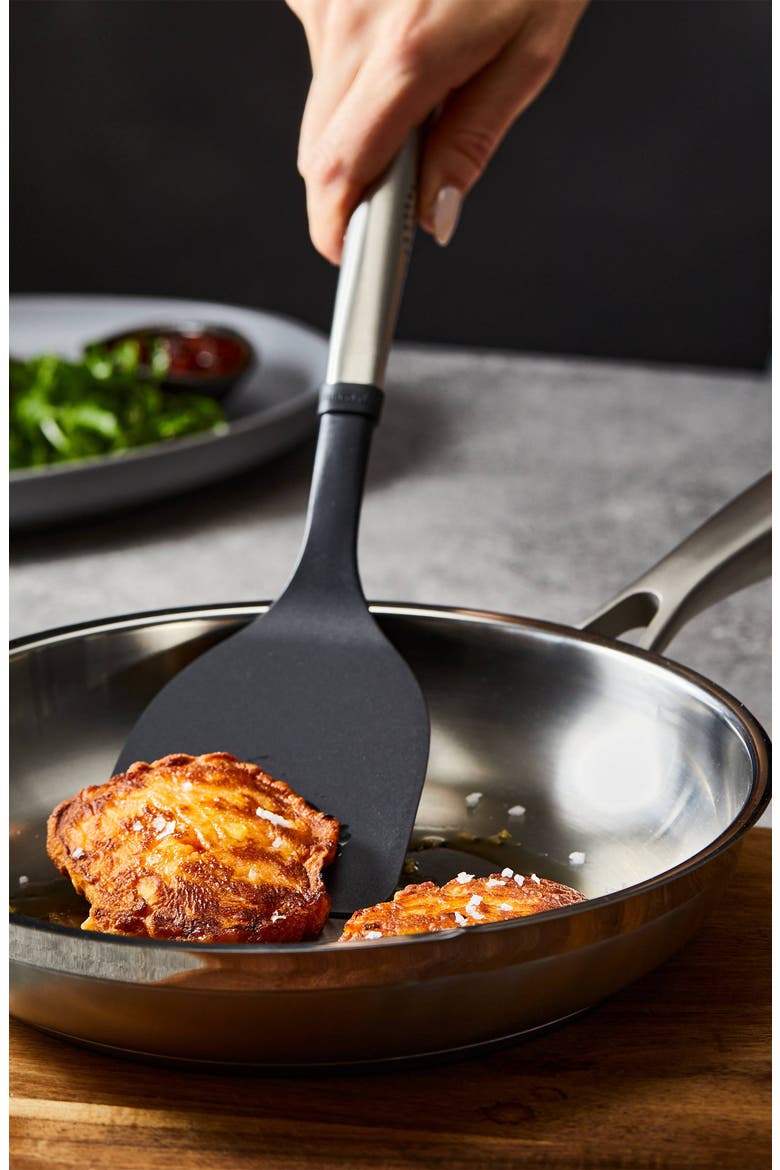 iD3® SS 8in Frypan, Alternate, color, SILVER