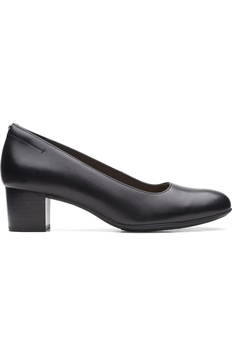 Clarks<sup>®</sup> Linnae Pump, Alternate, color,